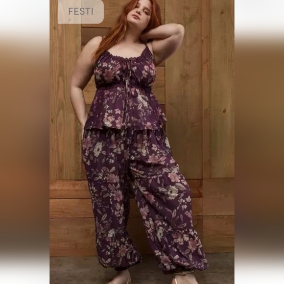 🍁🍁🌟 2 PIECE NWT SET TORRID FESTI 2 Piece Set 1x Pants 3x Top - Picture 1 of 5